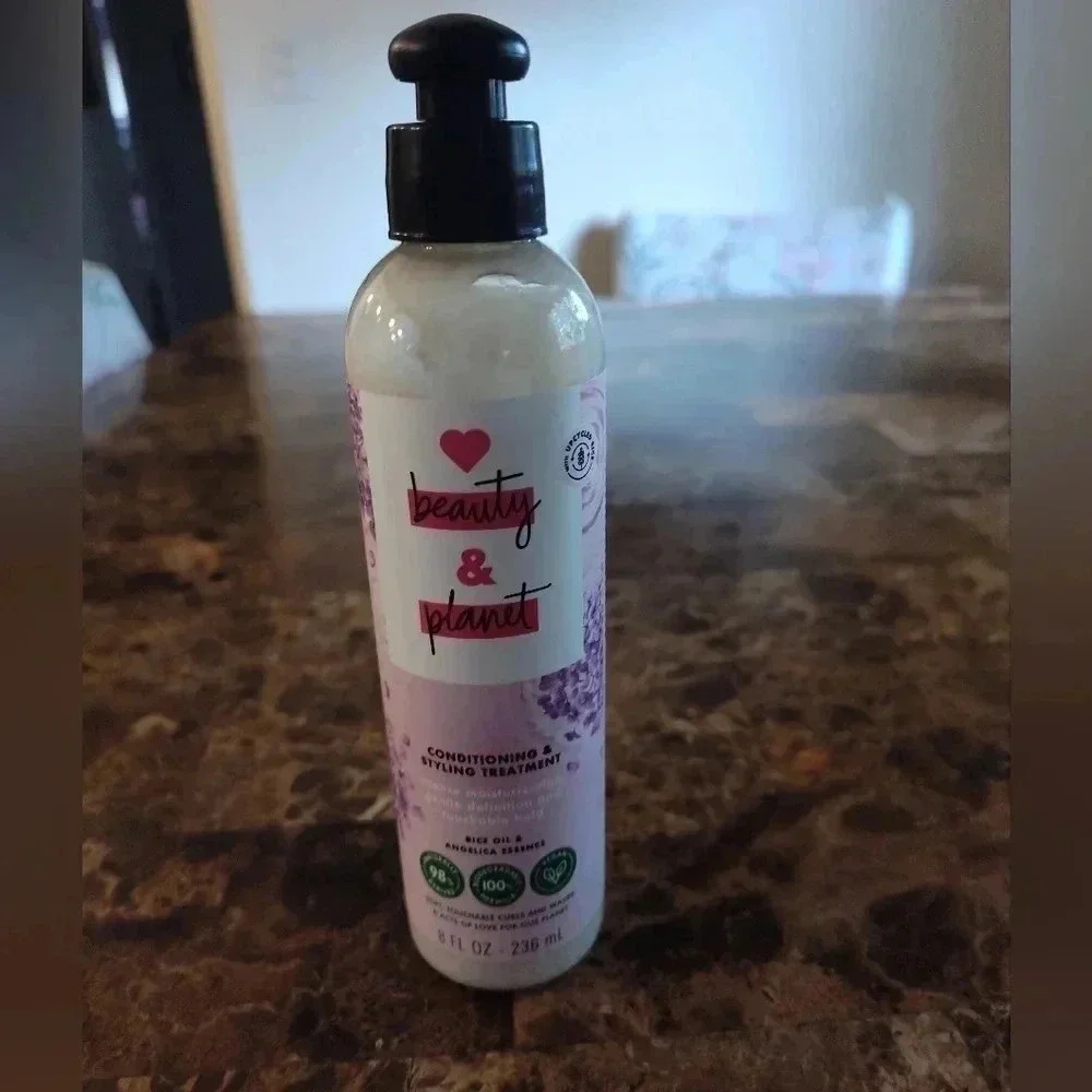 COPY - Love Beauty & Planet Conditioning & Styling Treatment Intense Moisturizer